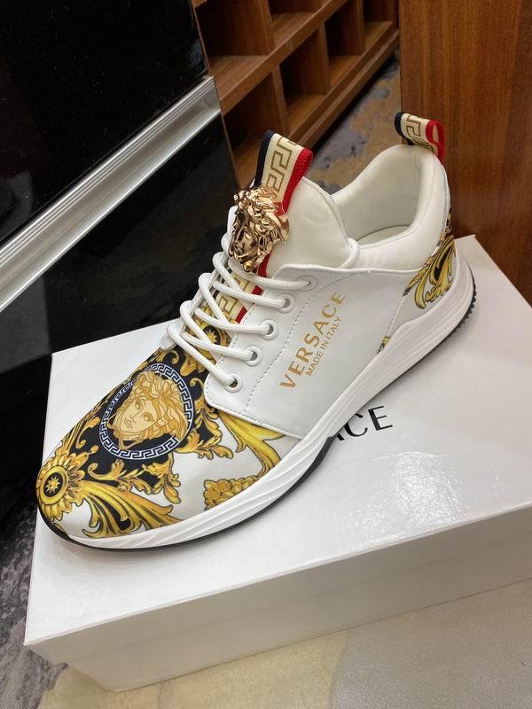 Versace Men's Shoes 400